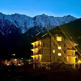 Manali Outdoor Retreat by Yatraverse
