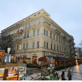 Azcot Hotel