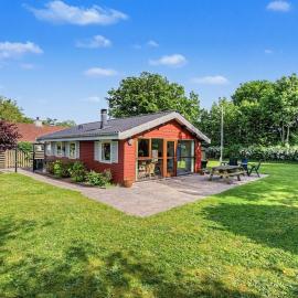Holiday Home Pascal - 175m from the sea by Interhome, Hotel in Frørup