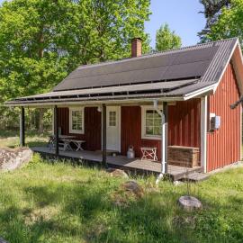 Holiday Home Holmen by Interhome, hotell i Tingsryd