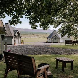 Scald Law Cabin, hotel in Kirknewton