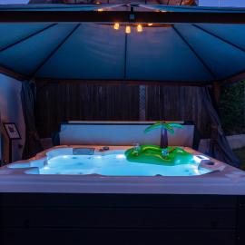 Viesnīca SPA Privatif Couvert - 6 pers - Beauval & Châteaux - La Sablonnière pilsētā Ambuāza
