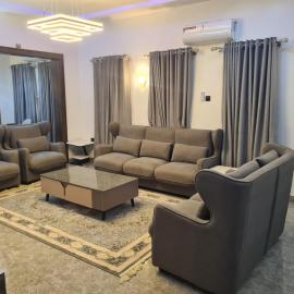 Blooming Apartments, hotel in Karewa