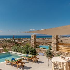 Naxos near Kastraki beach house with sea view and pool, ξενοδοχείο στο Καστράκι Νάξου