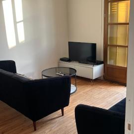 Grande chambre dans grand appartement, hotel in Toulouse