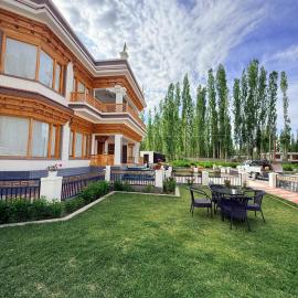 Shey Vista Homestay, khách sạn ở Shey