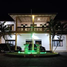 Nethu Banquet Hall and Rooms, хотел в Чилау