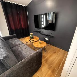 BlakRiverHouse - Sèvre Niortaise, hotel in Niort