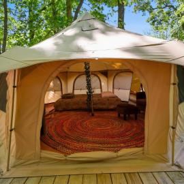 RRG Glamping Tent, AC, Fire Pit, Shared Hot Tub, Hotel in Stanton