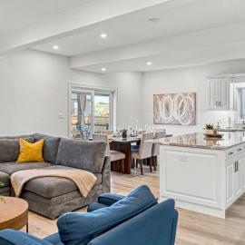 Luxury Family Home Near Niagara Falls