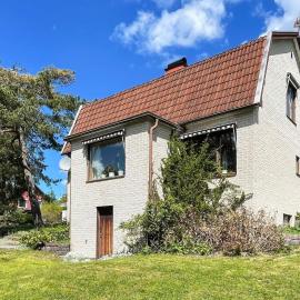 5 person holiday home in Gunnebo, Hotel in Gunnebo
