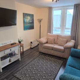 Flat 21 - 1st floor - Westview Terrace, Stornoway, хотел в Сторноуей