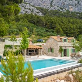 Holiday Home Makar - Sea & Mountain Private Escape with Pool