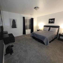 Private room and bathroom from 5 min to META, hotel a Eagle Mountain