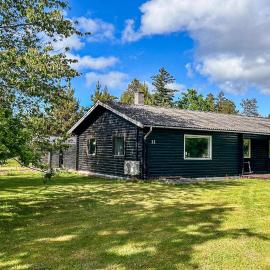 Three-Bedroom Holiday Home In Bindslev