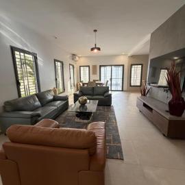 Saly Luxary Villa, Hotel in Saly Portudal