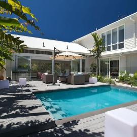 White Sands Beach House, hotel di Marcoola
