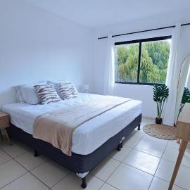 Stay295, San Salvador