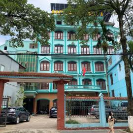 Khách sạn Sao Xanh 1, hotel di Bản Bố Ổn