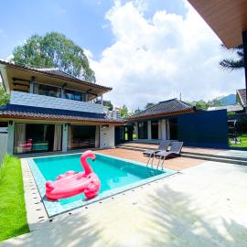 Family retreat 6 bedroom villa - Fulton Bottega, hotel in Kaliurang