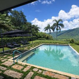300 The Guesthouse Mowbray Valley Port Douglas, ξενοδοχείο σε Mowbray