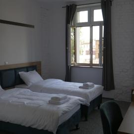 Hostel Pyskowice, hótel í Pyskowice