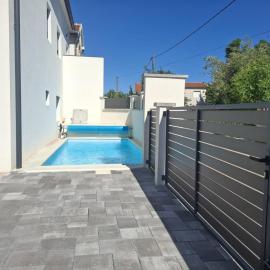 Kuća za odmor Marin, hotel in Gornji Karin