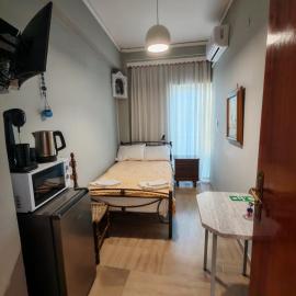 STUDIO-Δωματια，阿格里尼翁的飯店
