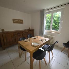 La Campagne à la Ville 5 couchages Parking Jardin, Hotel in Cahors