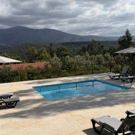 Quinta-lina de serpins, hotel v destinaci Serpins