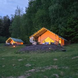 Glamping Tollendorf Lužické hory, hotel in Jedlová