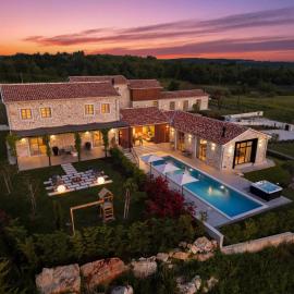 Villa in Pietra