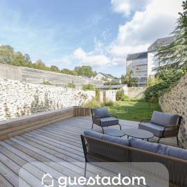 Le Garden - Gare - Petfriendly, hotel in Laval