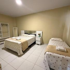 Casa mobiliada AR01 com 5 camas e 2 quartos