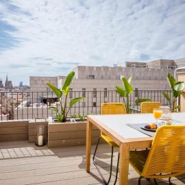 Central penthouse with terrace Placa Catalunya III, hotel in Barcelona