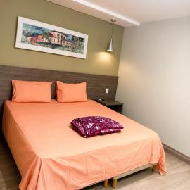 Acomodacao com vista, recepcao, garagem e prox Shop Nova Iguacu