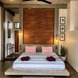 Sand Dollar House Hiriketiya Apartments, hotel in Dickwella