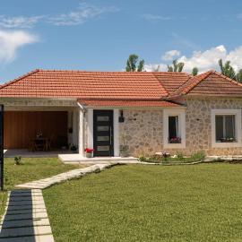 Casa Carlo, готель у місті Синь