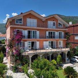 Apartment Orange Blossom First Line & Pool 1