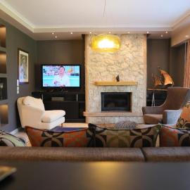 Luxury Heaven farm one، فندق في كاستوريا