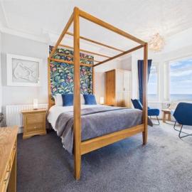 The Fossil Tree Hotel, khách sạn ở Blackpool