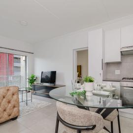Royalty Suites in Chartwell Sandton, Hotel in Chartwell