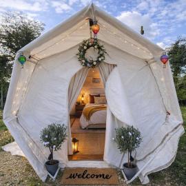 Pewsey Countryside Dome - Dog Friendly - Fire pit, hotel a Pewsey