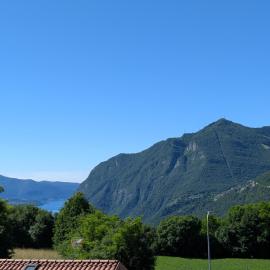 Bosco Di Lago، فندق في Solto Collina