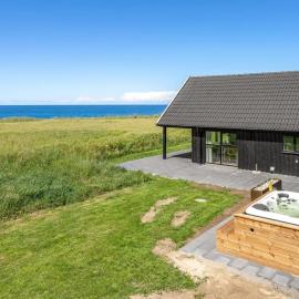 Holiday Home Tilje - 80m from the sea by Interhome