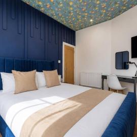 The Carlton Heights by The HIve WA1, hotel in Warrington
