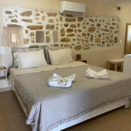 Afiartis Avli House