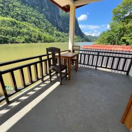 Views Backpackers Hostel, hotel in Nongkhiaw