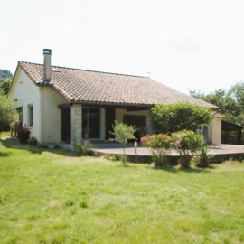 La Chênaie Gîte, hotel en Sampzon