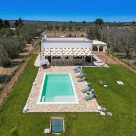 Villa Demetra by BarbarHouse